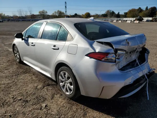 5YFEPMAE6NP301940 2022 TOYOTA COROLLA - Image 2