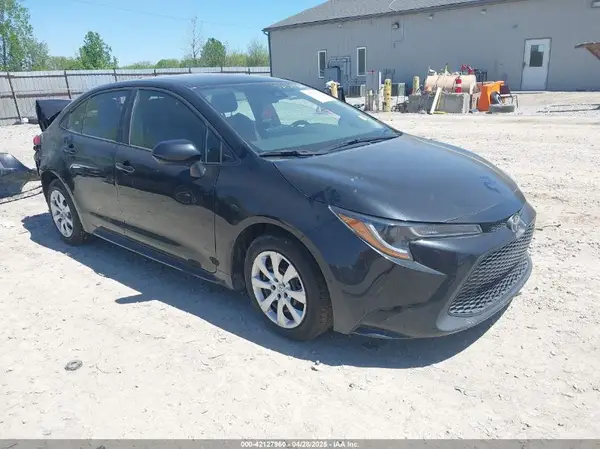 5YFEPMAE6NP302439 2022 TOYOTA COROLLA - Image 1