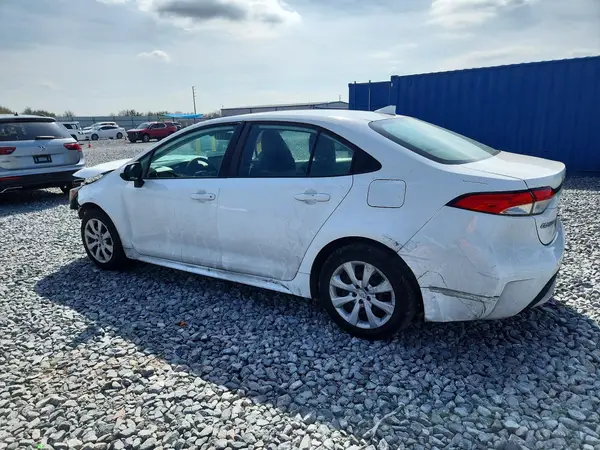 5YFEPMAE6NP307348 2022 TOYOTA COROLLA - Image 2