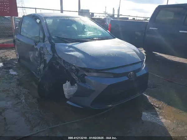 5YFEPMAE6NP309844 2022 TOYOTA COROLLA - Image 1