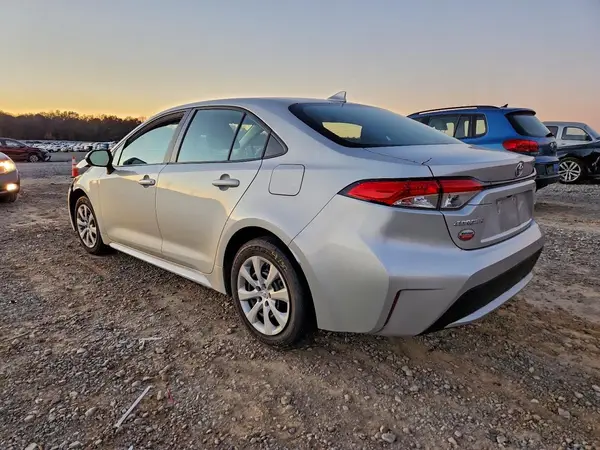 5YFEPMAE6NP312176 2022 TOYOTA COROLLA - Image 2