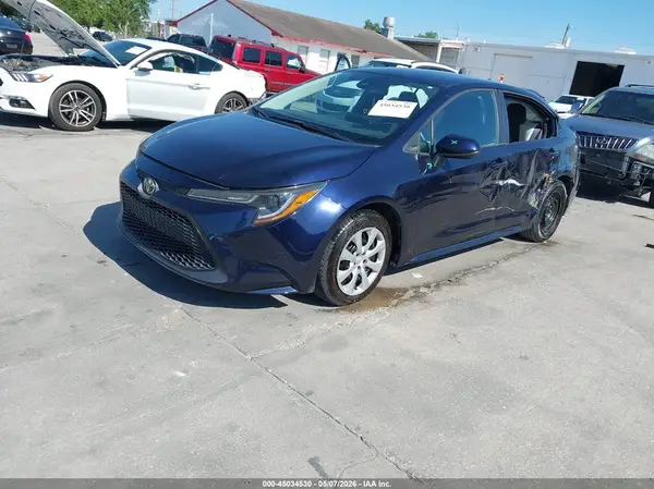5YFEPMAE6NP316194 2022 TOYOTA COROLLA - Image 2