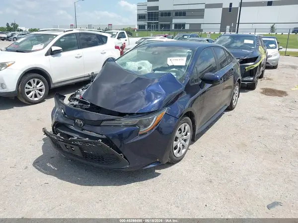 5YFEPMAE6NP317183 2022 TOYOTA COROLLA - Image 2