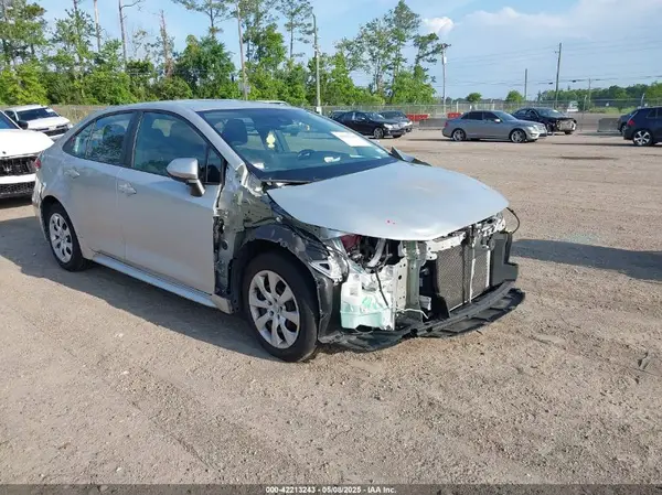 5YFEPMAE6NP317961 2022 TOYOTA COROLLA - Image 1