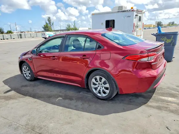 5YFEPMAE6NP323520 2022 TOYOTA COROLLA - Image 2