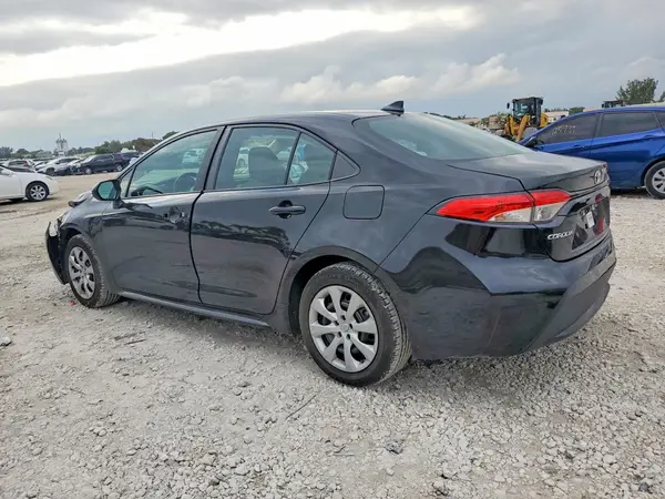 5YFEPMAE6NP324148 2022 TOYOTA COROLLA - Image 2