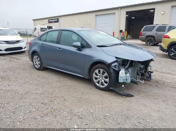 5YFEPMAE6NP325283 2022 TOYOTA COROLLA - Image 1