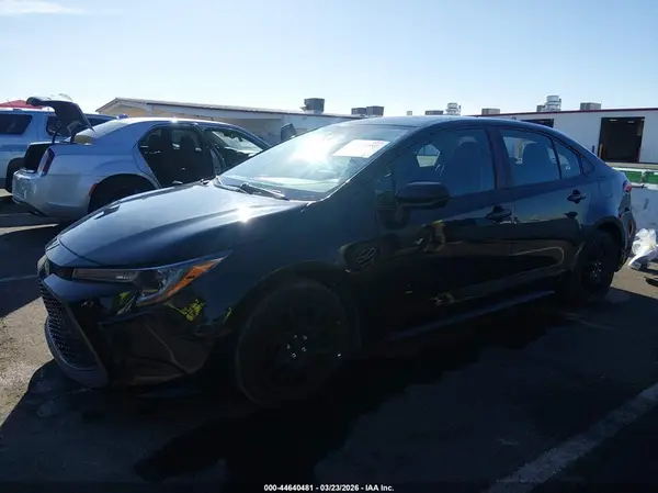 5YFEPMAE6NP325347 2022 TOYOTA COROLLA - Image 2