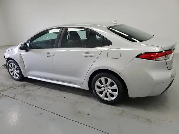 5YFEPMAE6NP325512 2022 TOYOTA COROLLA - Image 2
