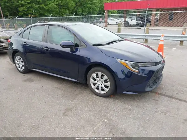 5YFEPMAE6NP328569 2022 TOYOTA COROLLA - Image 1