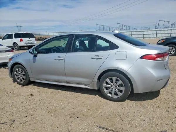 5YFEPMAE6NP333626 2022 TOYOTA COROLLA - Image 2