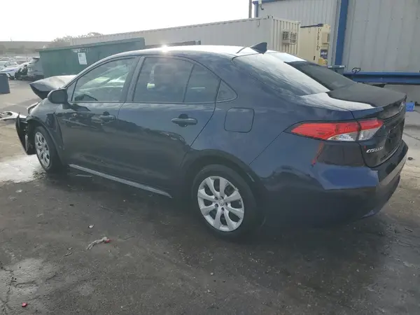 5YFEPMAE6NP333688 2022 TOYOTA COROLLA - Image 2