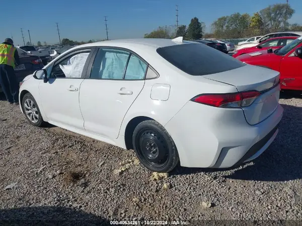 2022 TOYOTA COROLLA IAAI lot 40634261 auction photo 3