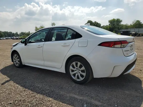 5YFEPMAE6NP342715 2022 TOYOTA COROLLA - Image 2