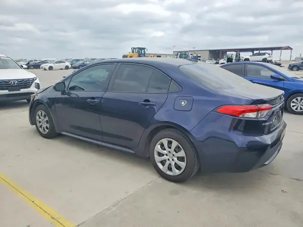 5YFEPMAE6NP343475 2022 TOYOTA COROLLA - Image 2