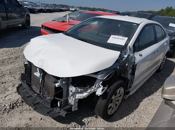 5YFEPMAE6NP344741 2022 TOYOTA COROLLA - Image 2
