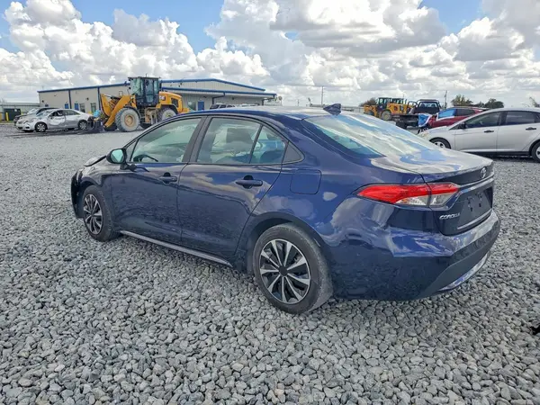 5YFEPMAE6NP350569 2022 TOYOTA COROLLA - Image 2