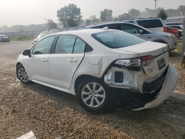 5YFEPMAE6NP359076 2022 TOYOTA COROLLA - Image 2