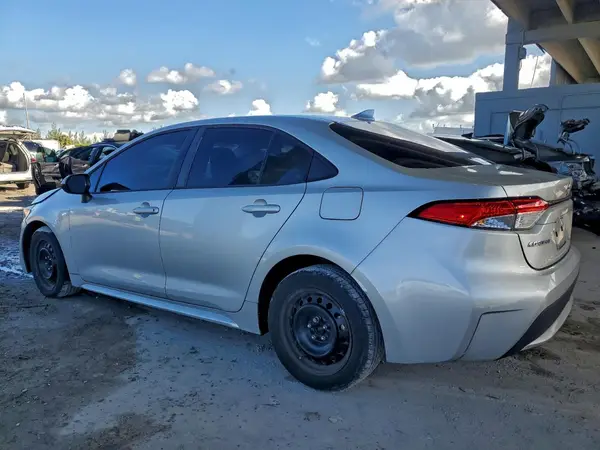 5YFEPMAE6NP365248 2022 TOYOTA COROLLA - Image 2