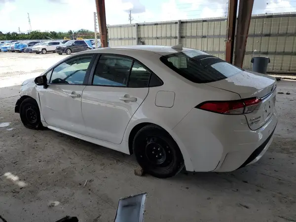 5YFEPMAE6NP370448 2022 TOYOTA COROLLA - Image 2