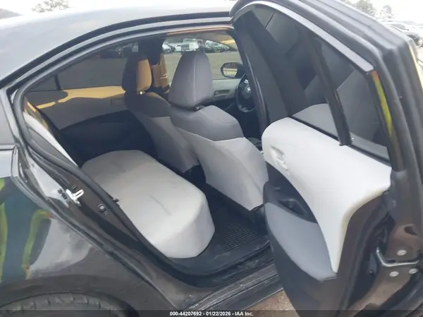 5YFEPMAE6NP382972 2022 TOYOTA COROLLA - Image 8