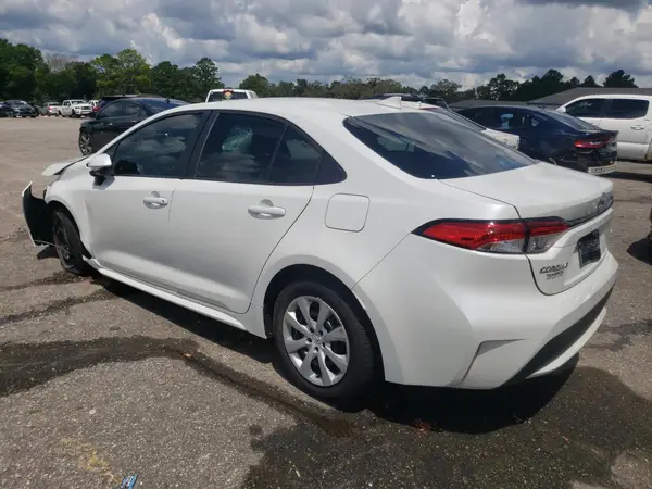 5YFEPMAE6NP383264 2022 TOYOTA COROLLA - Image 2