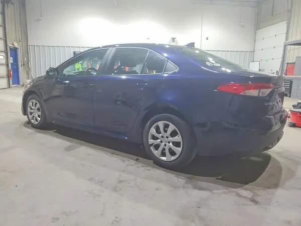 5YFEPMAE6NP384902 2022 TOYOTA COROLLA - Image 2