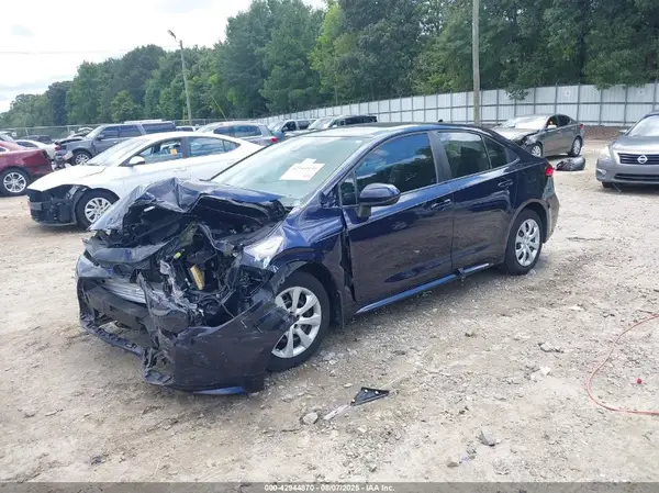 5YFEPMAE7MP158947 2021 TOYOTA COROLLA - Image 2