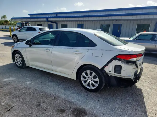 5YFEPMAE7MP161847 2021 TOYOTA COROLLA - Image 2