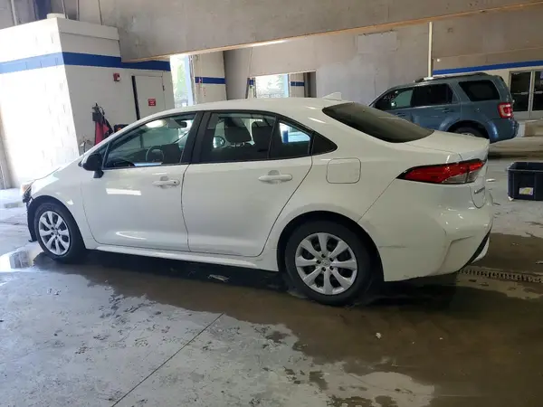 5YFEPMAE7MP169141 2021 TOYOTA COROLLA - Image 2