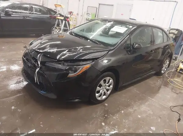 5YFEPMAE7MP169480 2021 TOYOTA COROLLA - Image 2