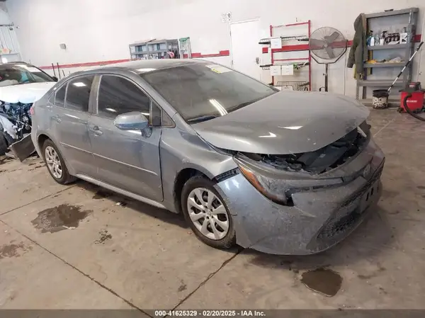 5YFEPMAE7MP173934 2021 TOYOTA COROLLA - Image 1