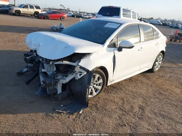 5YFEPMAE7MP176008 2021 TOYOTA COROLLA - Image 2