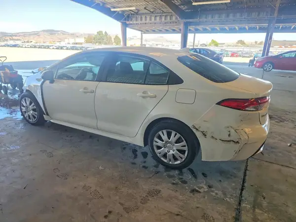 5YFEPMAE7MP186957 2021 TOYOTA COROLLA - Image 2
