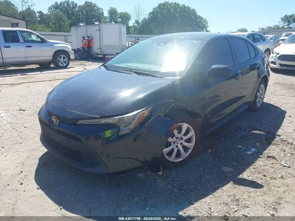 5YFEPMAE7MP188725 2021 TOYOTA COROLLA - Image 2