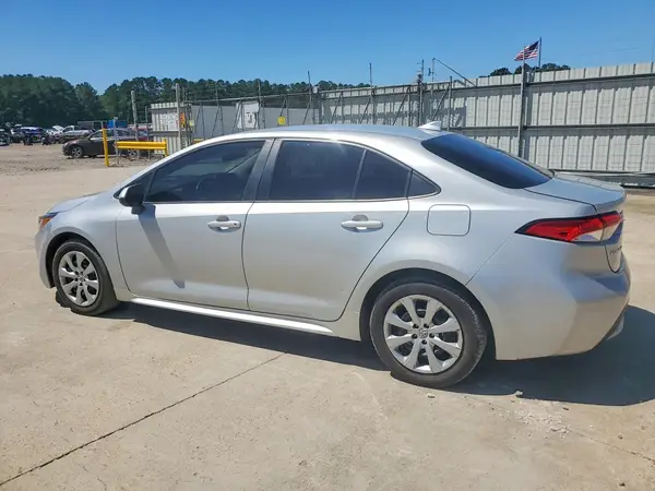 5YFEPMAE7MP188868 2021 TOYOTA COROLLA - Image 2