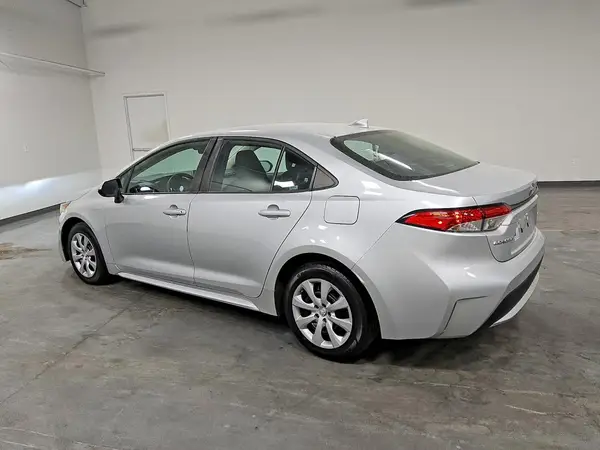 5YFEPMAE7MP201246 2021 TOYOTA COROLLA - Image 2