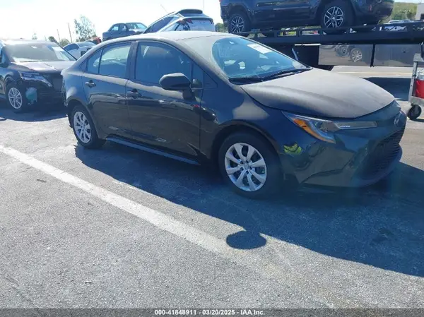 5YFEPMAE7MP206236 2021 TOYOTA COROLLA - Image 1