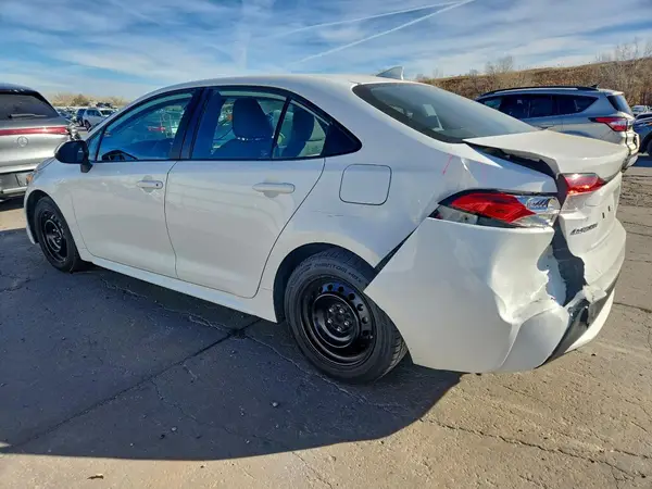 5YFEPMAE7MP206298 2021 TOYOTA COROLLA - Image 2