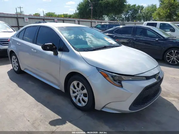 5YFEPMAE7MP207225 2021 TOYOTA COROLLA - Image 1