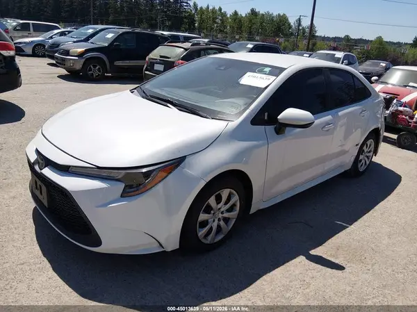 5YFEPMAE7MP207421 2021 TOYOTA COROLLA - Image 2