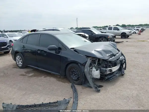 5YFEPMAE7MP211887 2021 TOYOTA COROLLA - Image 1