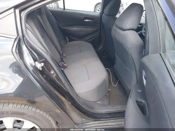 5YFEPMAE7MP220010 2021 TOYOTA COROLLA - Image 8