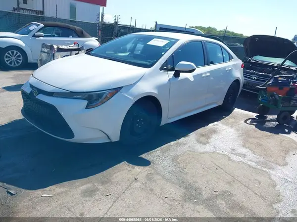 5YFEPMAE7MP222016 2021 TOYOTA COROLLA - Image 2