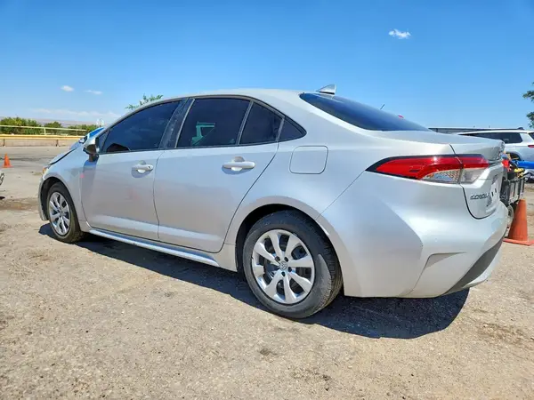 5YFEPMAE7MP222369 2021 TOYOTA COROLLA - Image 2