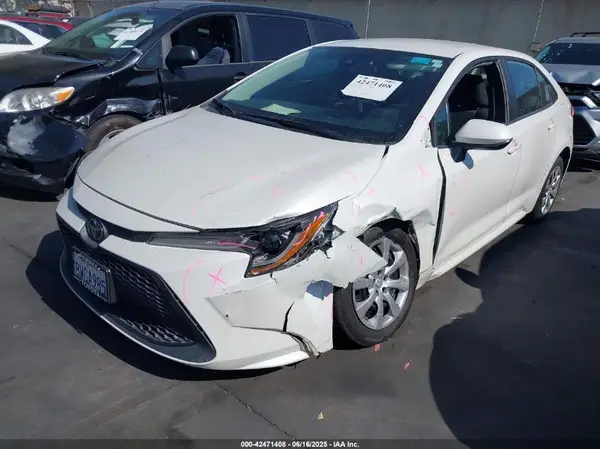 5YFEPMAE7MP223294 2021 TOYOTA COROLLA - Image 2