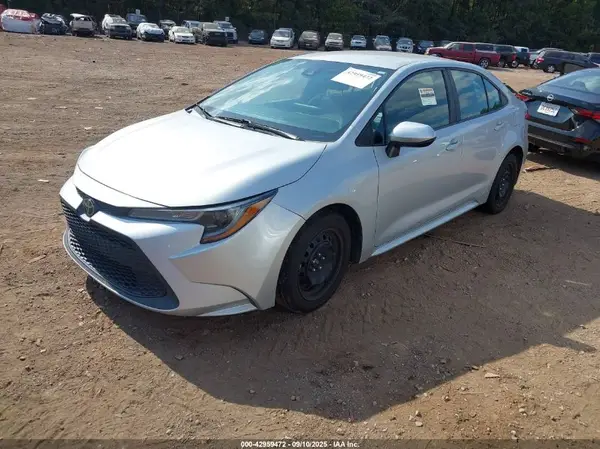 5YFEPMAE7MP228589 2021 TOYOTA COROLLA - Image 2