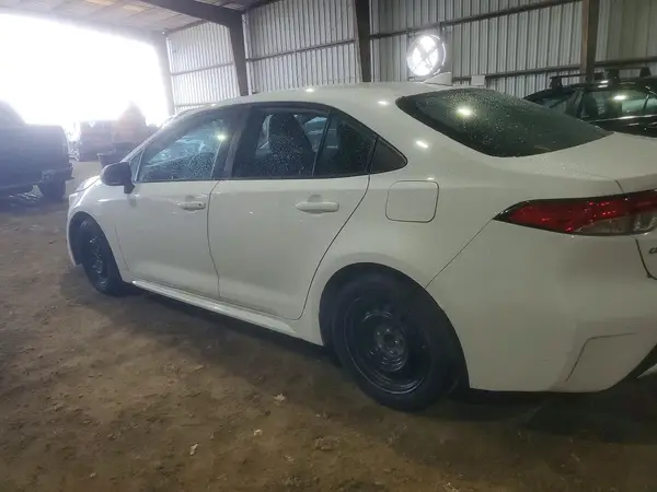 5YFEPMAE7MP233310 2021 TOYOTA COROLLA - Image 2