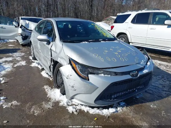 5YFEPMAE7MP236370 2021 TOYOTA COROLLA - Image 1