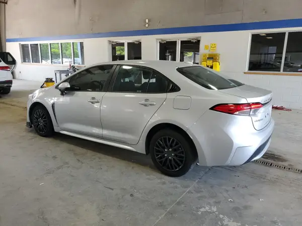5YFEPMAE7MP242623 2021 TOYOTA COROLLA - Image 2